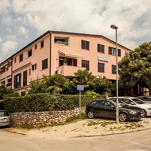 Apartments Romano Apartament